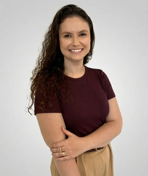 Retrato de Betania Klein, quiropraxista da equipe corpo e coluna